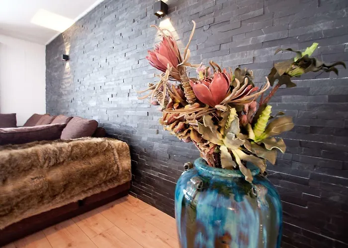 2br Close To Area And Jungfrau Train شقة